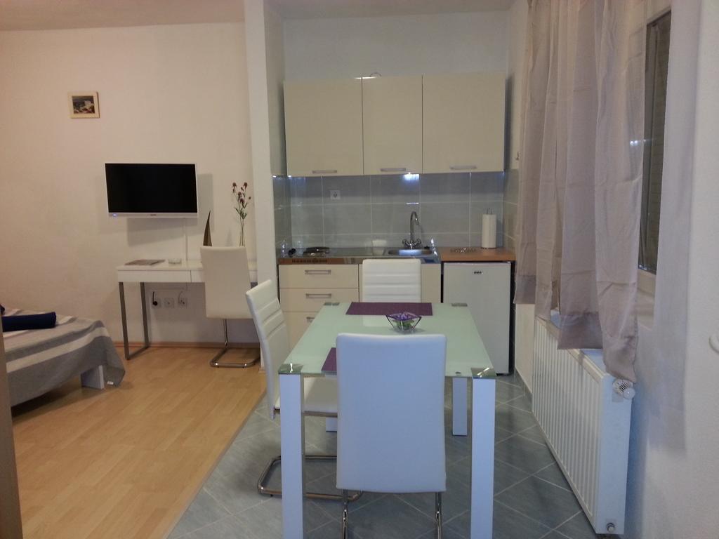 New Studio Apartments Trlaja Šibenik Стая снимка