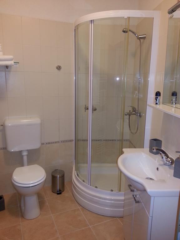 New Studio Apartments Trlaja Šibenik Стая снимка